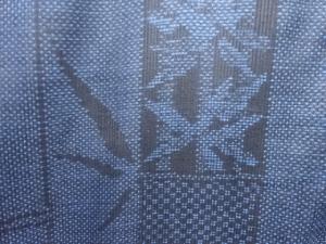 アンティーク　竹笹模様織り出し本場泥大島紬着物(5マルキ)